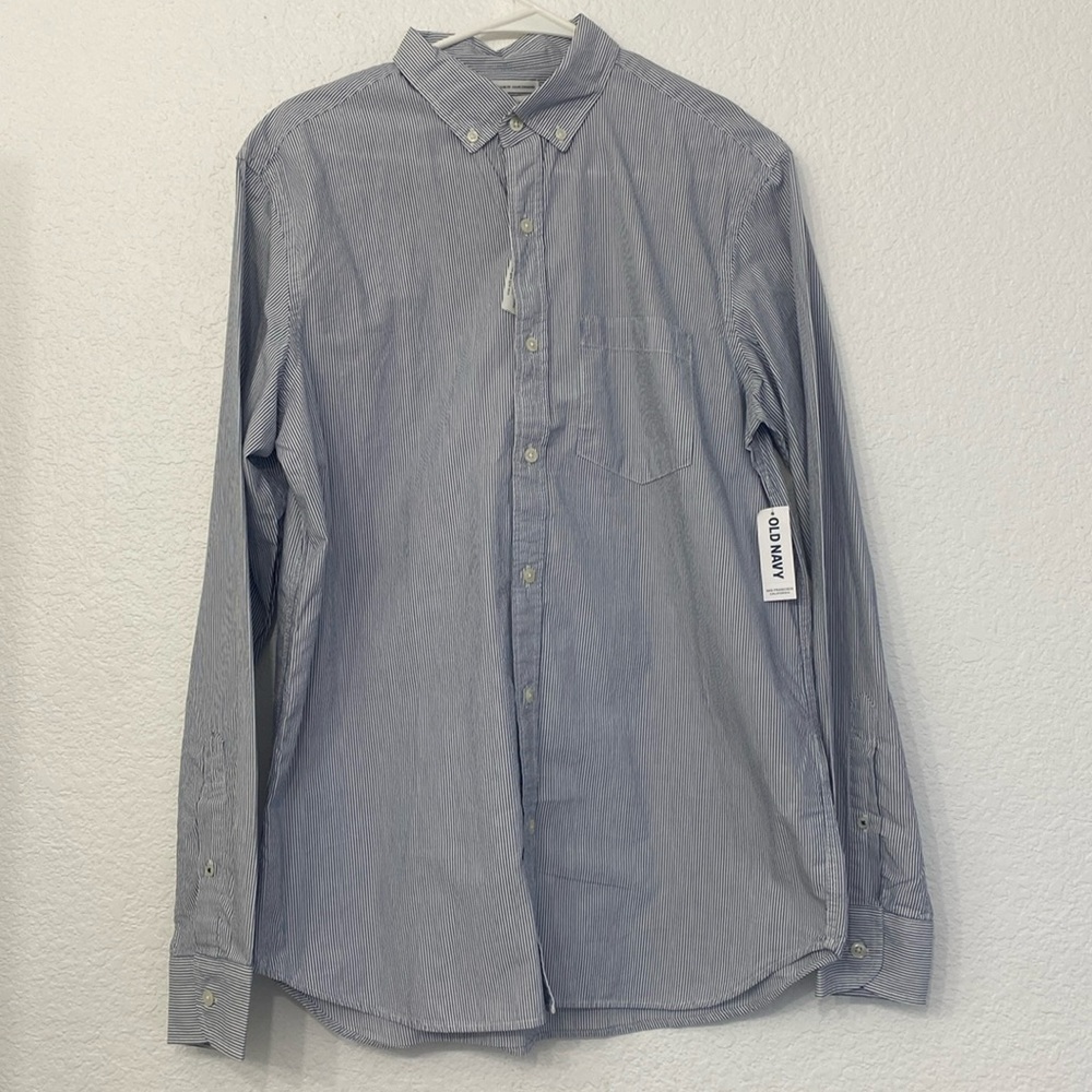 Old Navy long sleeve with pocket